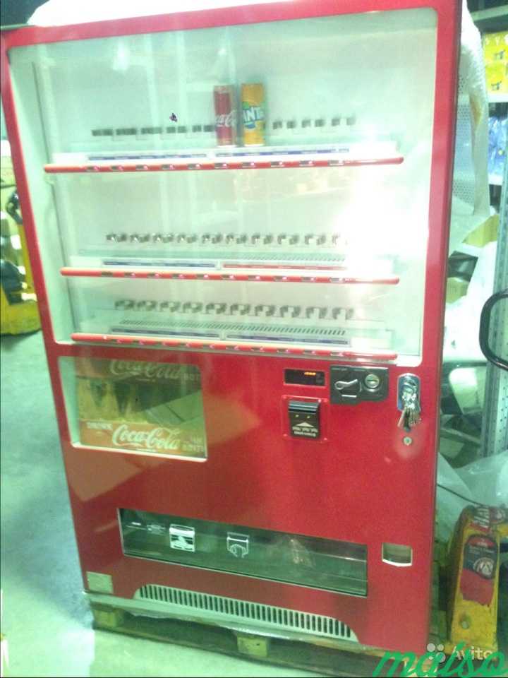 Вендинговый баночный автомат fuji (Япония) в Москве. Фото 4