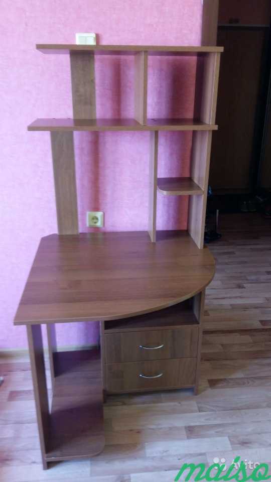 Продам компьютерный стол угловой в Москве. Фото 1