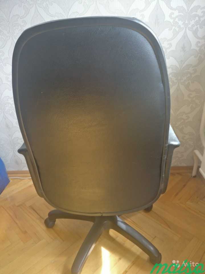 Кресло кожаное в Москве. Фото 3