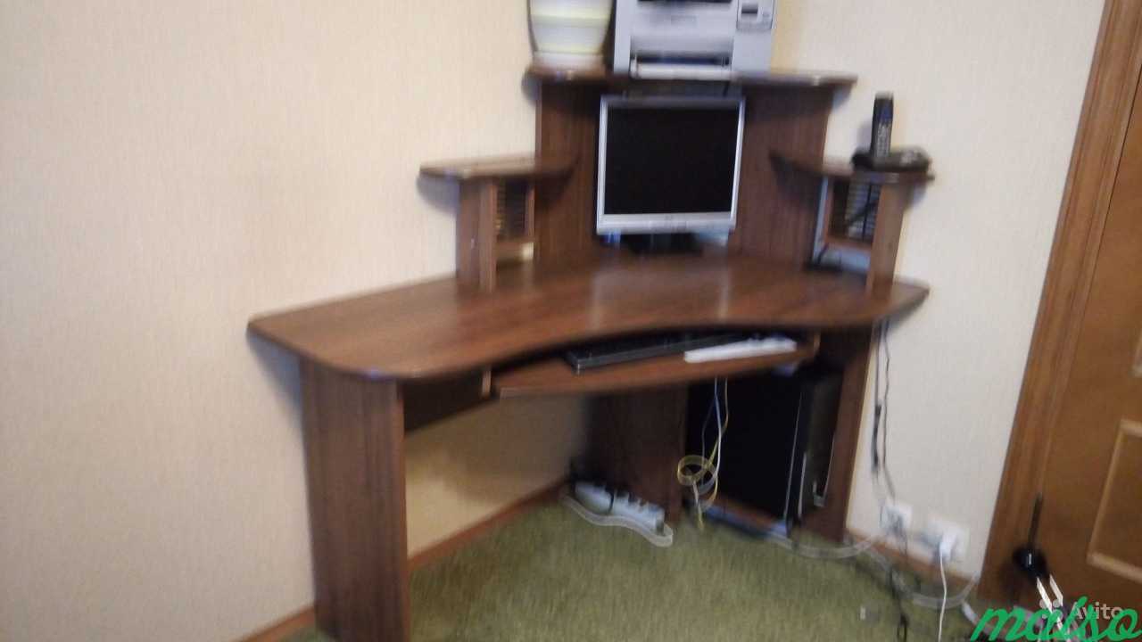 Продаю компьютерный стол, угловой в Москве. Фото 2