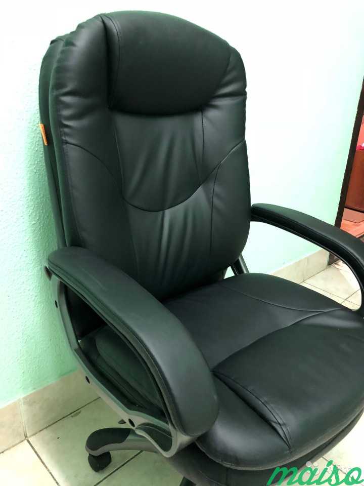 Кожаное компьютерное кресло в Москве. Фото 2