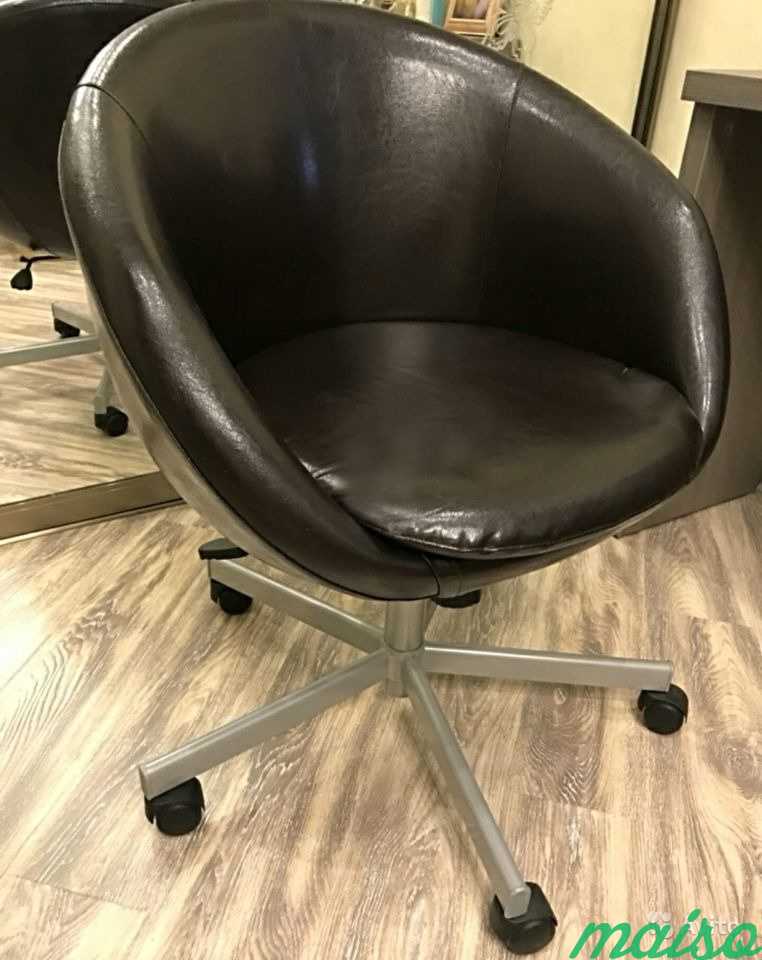 Кресло стул компьютерный Скрувста Икеа в Москве. Фото 1