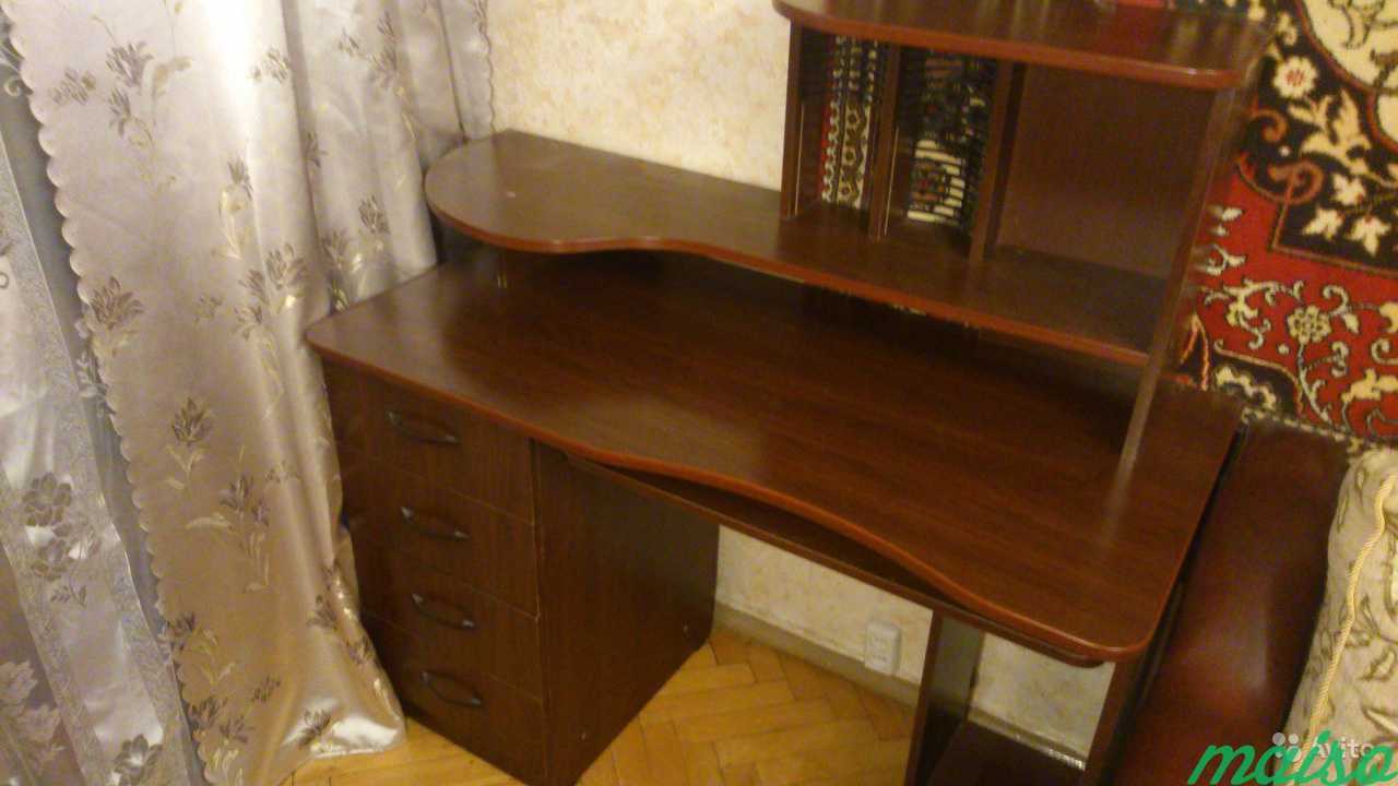 Компьютерный стол 120 х 60 см в Москве. Фото 1