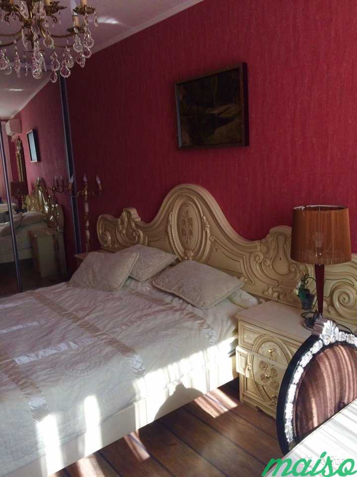 Спальный гарнитур: кровать+тумбы Италия в Москве. Фото 4