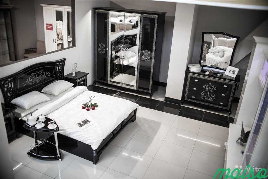 Спальня черная глянец из 4-х предметов в Москве. Фото 2