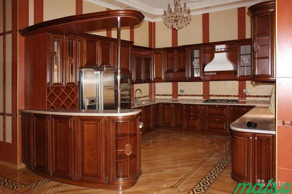 Кухня массив берёзы Ирида в Москве. Фото 1