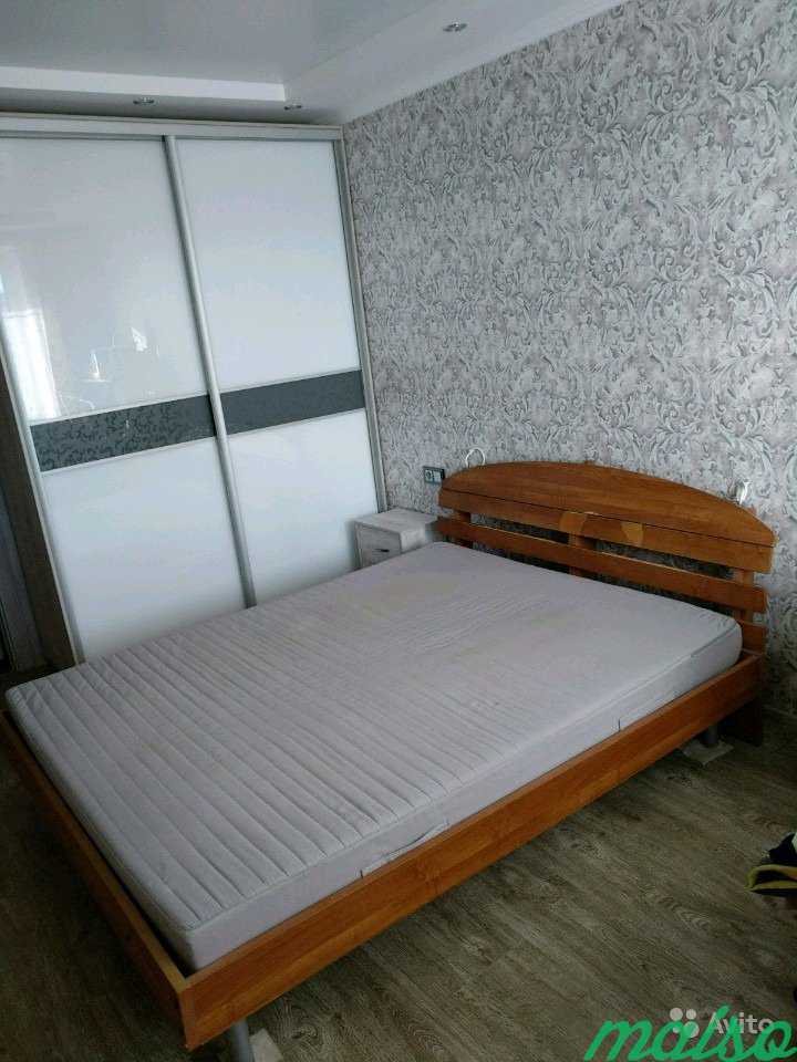 Двуспальная кровать с матрасом в Москве. Фото 1