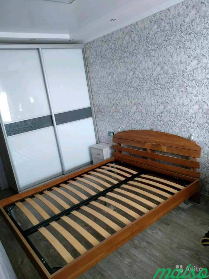 Двуспальная кровать с матрасом в Москве. Фото 3