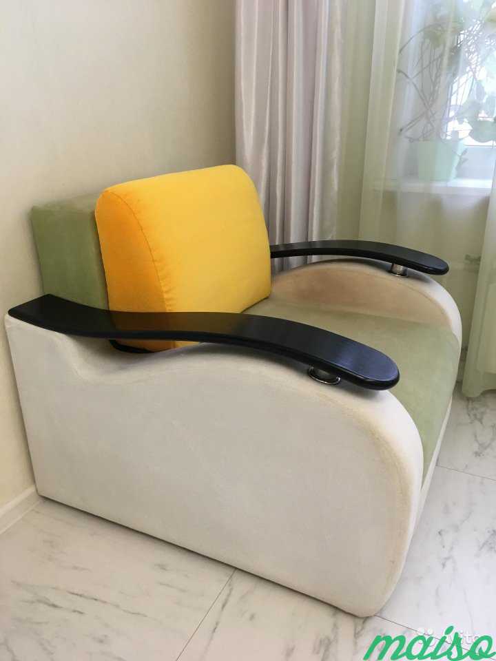 Продаю комплект: диван и кресло в Москве. Фото 6