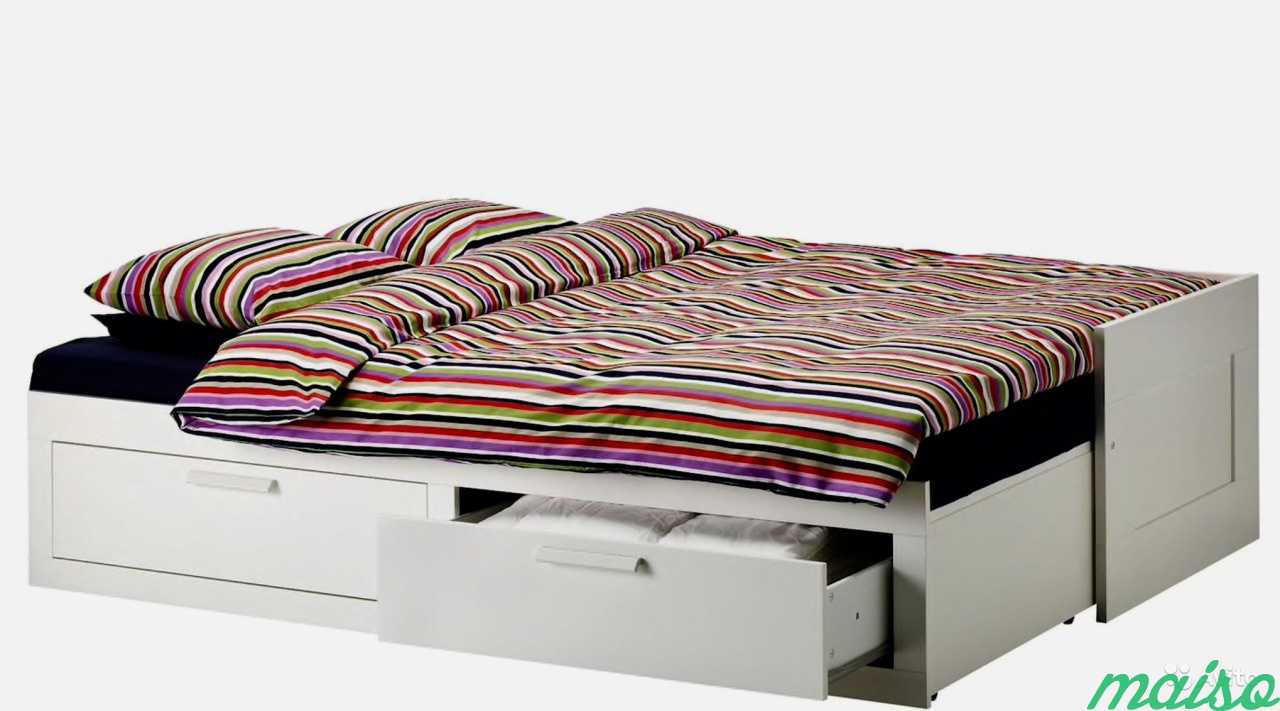 Двуспальная кровать с выдвижными ящиками икеа