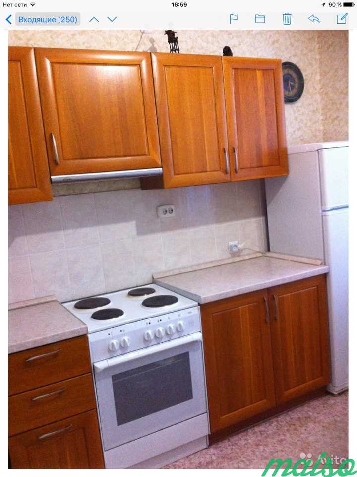 Кухонный гарнитур массив в Москве. Фото 1