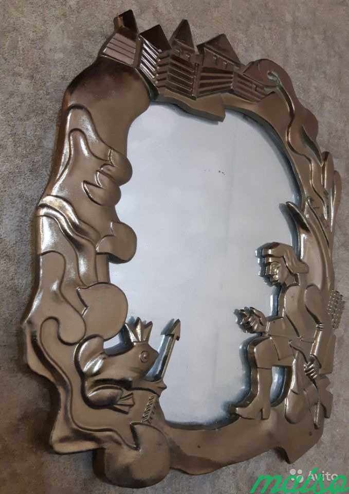 Зеркало (антиквариат, СССР, металл) в Москве. Фото 1