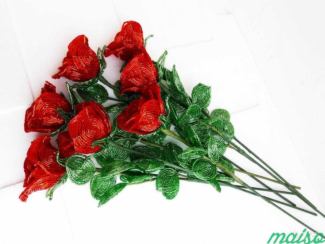 Розы из бисера в Москве. Фото 4