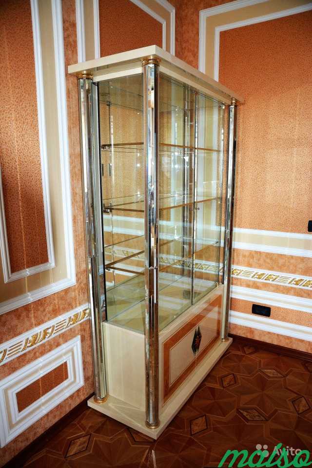 Витрина шкаф для посуды стекло Turri Италия в Москве. Фото 2
