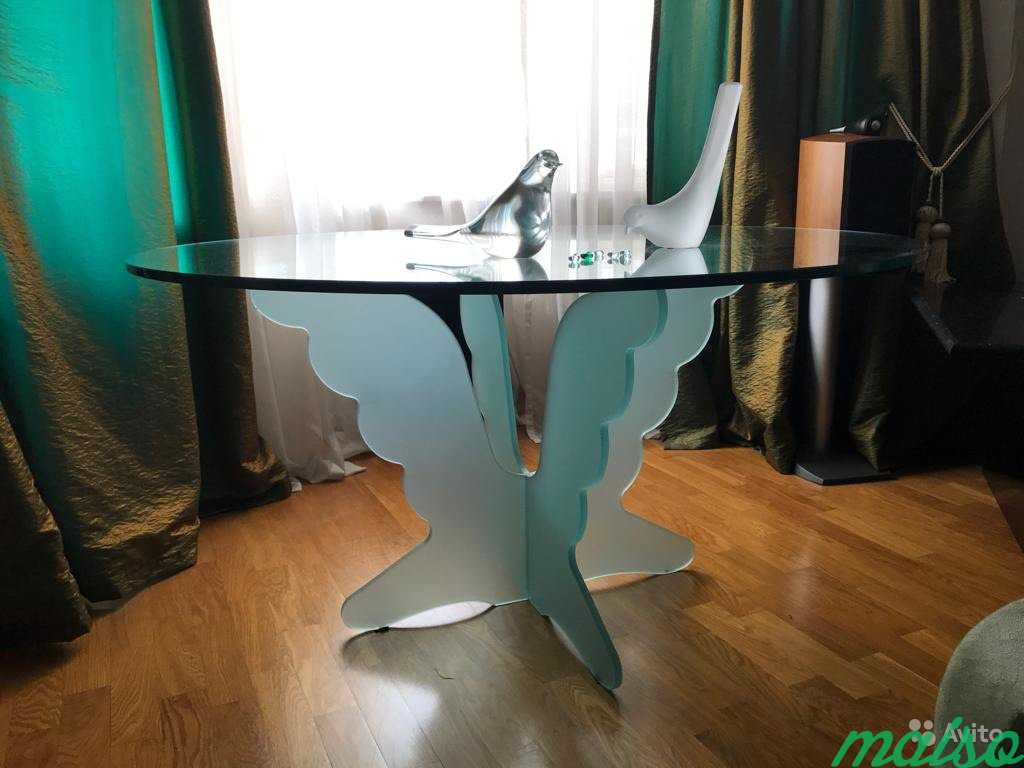 Итальянский стеклянный обеденный стол в Москве. Фото 4