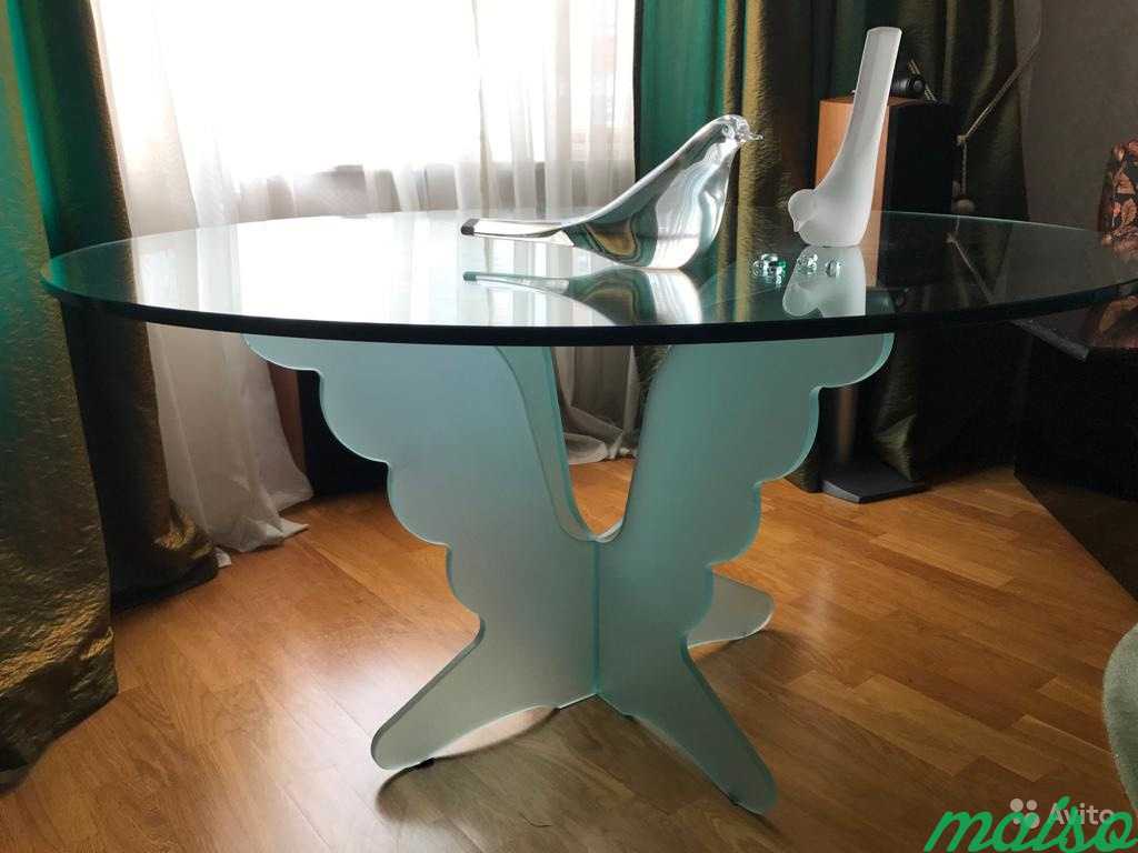 Итальянский стеклянный обеденный стол в Москве. Фото 6