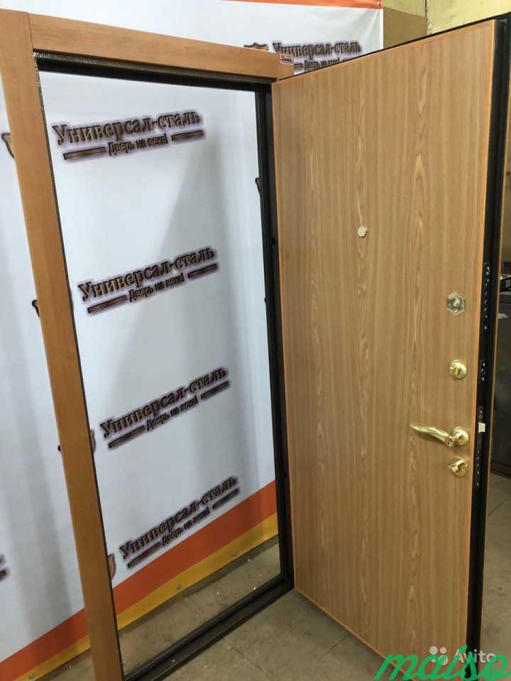 Железная входная дверь в офис мдф+Ламинат(М19439) в Москве. Фото 2