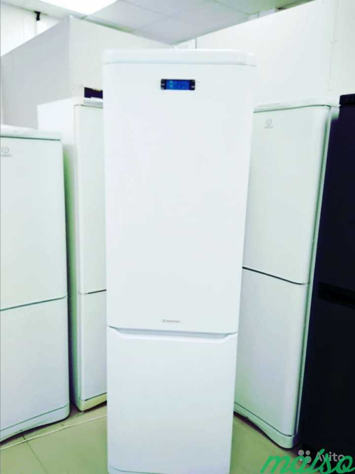 Холодильник ariston MBA-4041 C BS (италия) в Москве. Фото 1