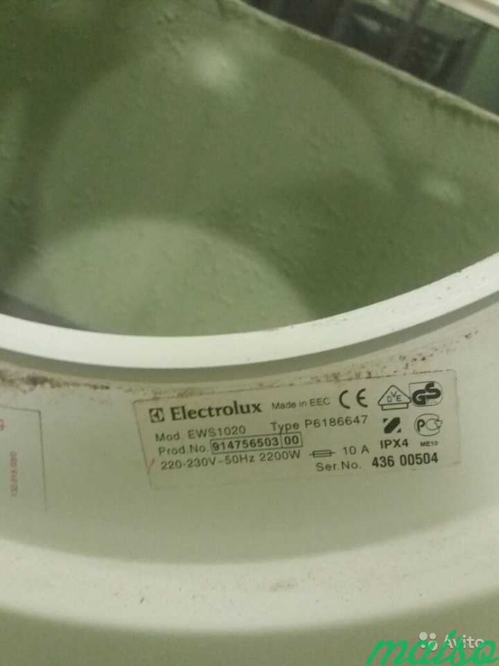 Электролюкс люк. Electrolux EWS 1020. EWS 1020 Electrolux двигатель. Electrolux EWS 1020 подшипника. Люк для стиральной машины Electrolux EWS 1105.