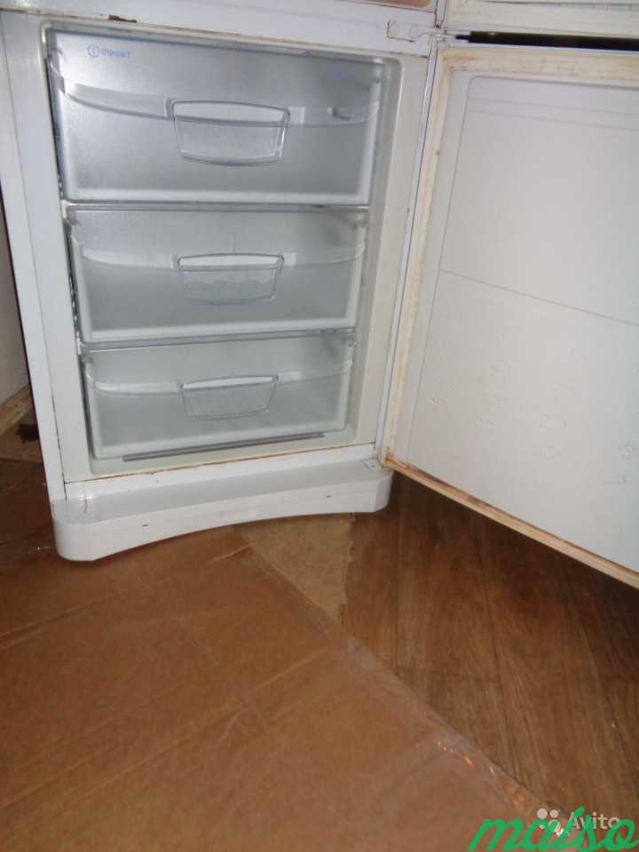 Холодильник Индезит высота 185 см в Москве. Фото 5