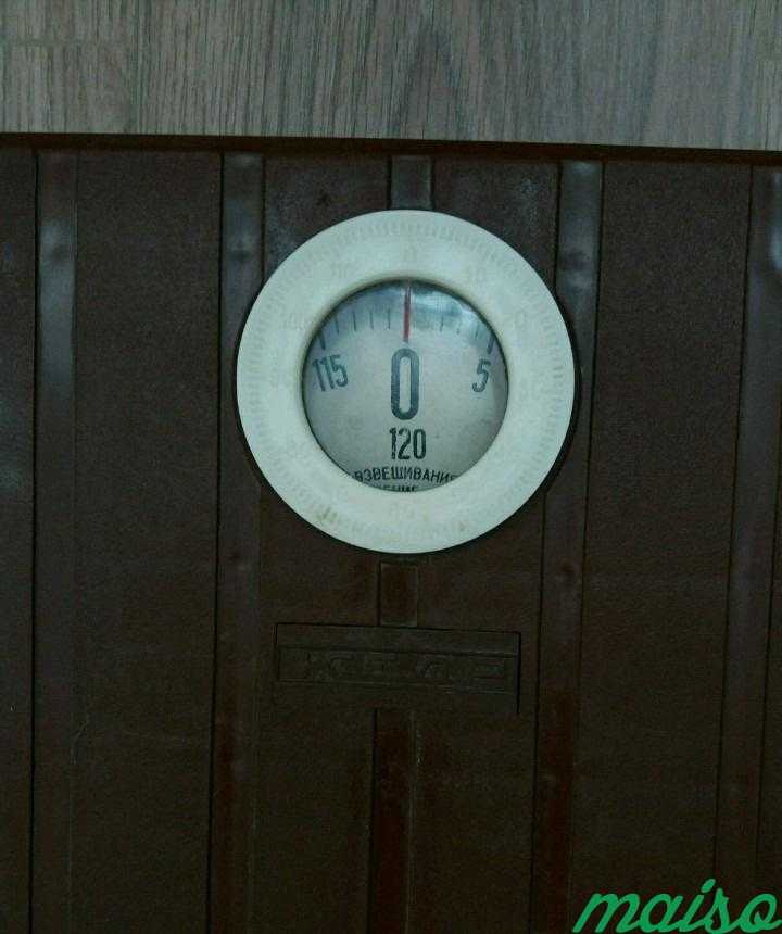 Напольные весы в Москве. Фото 1