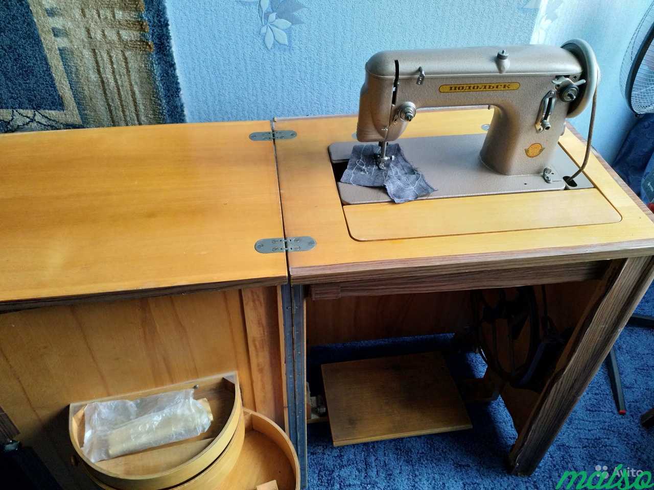 Продать ножную швейную машинку
