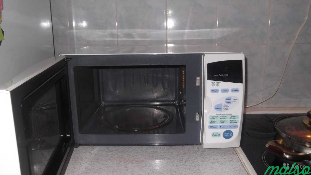 Микроволновая печь LG в Москве. Фото 3