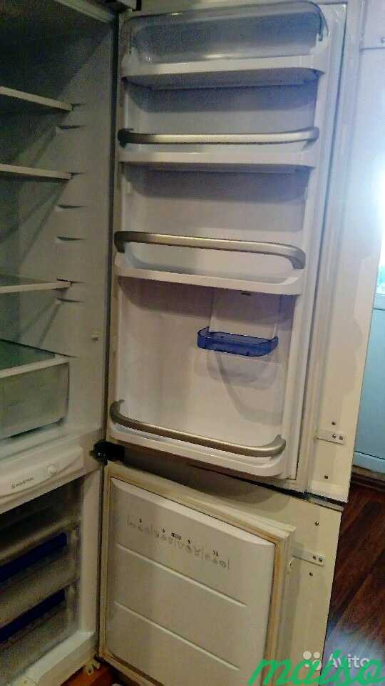 Встраиваемый Холодильник Ariston в Москве. Фото 4