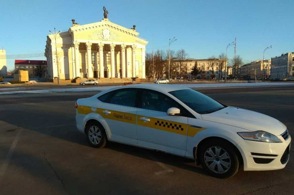 Водитель легкового авто такси в Нижнем Новгороде. Фото 1