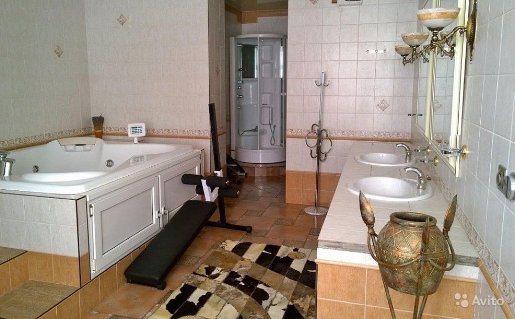 Продам квартиру 6-к квартира 418 м² на 4 этаже 9-этажного монолитного дома в Москве. Фото 1