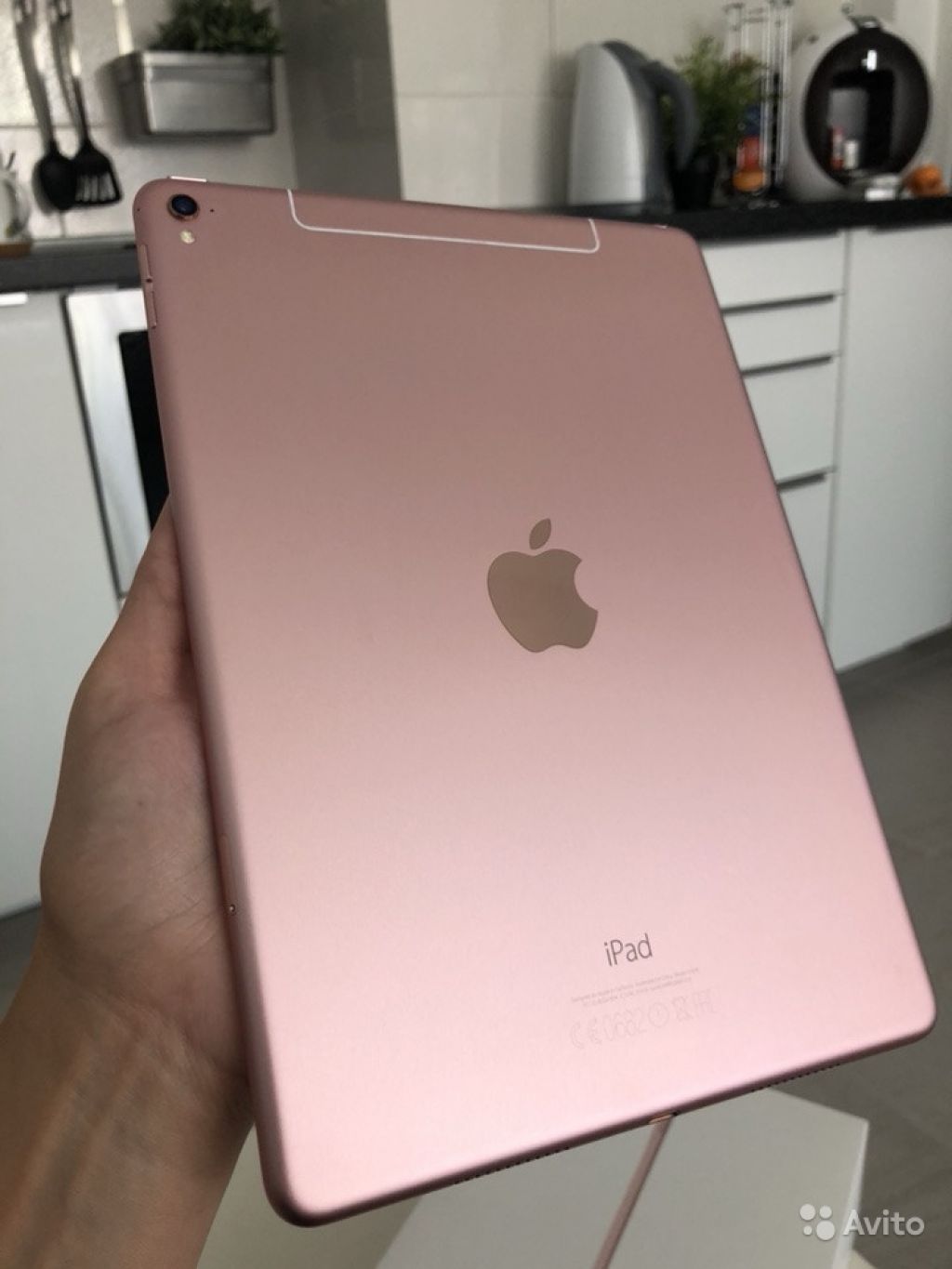 Ipad 256. IPAD Pro (9,7 дюймов). Айпад АИР 2020 розовый. Айпад 256 ГБ Pro. Айпад АИР 2020 розовое золото.