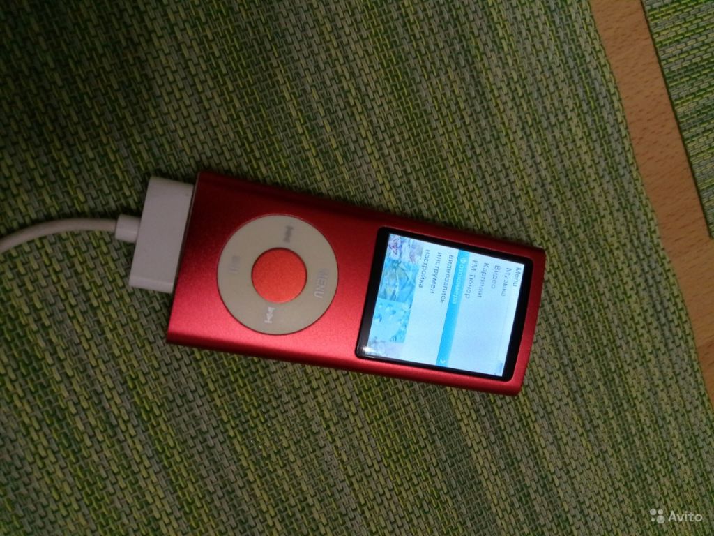 Китайские плеер. Китайский IPOD. Китайский аудиоплеер. Китайский плеер качественный звук. Подставка под Айпод с колонками.