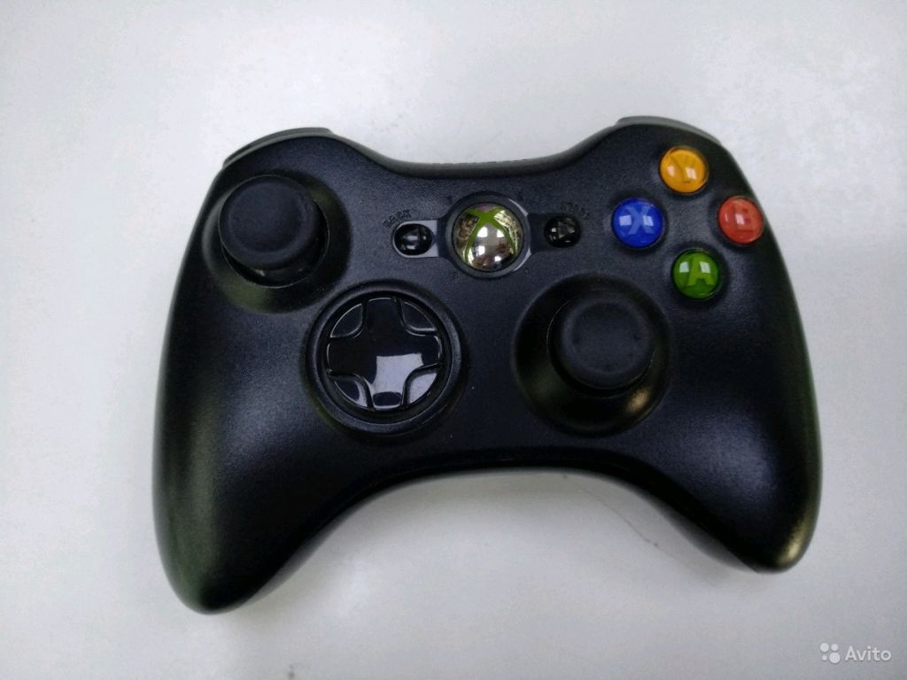 Джойстик контроллер пульт Xbox 360 в Москве. Фото 1