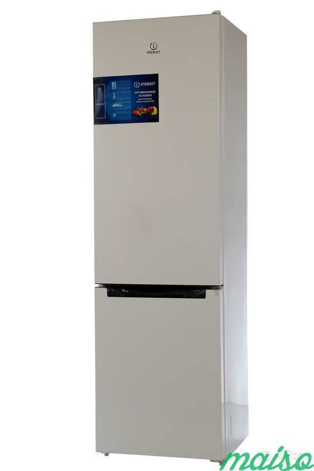 Холодильник Indesit DFE 4200 W в Москве. Фото 3