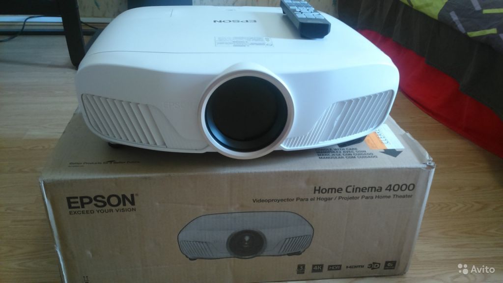 Epson Home Cinema 4000 (EH-TW7300) в Москве. Фото 1