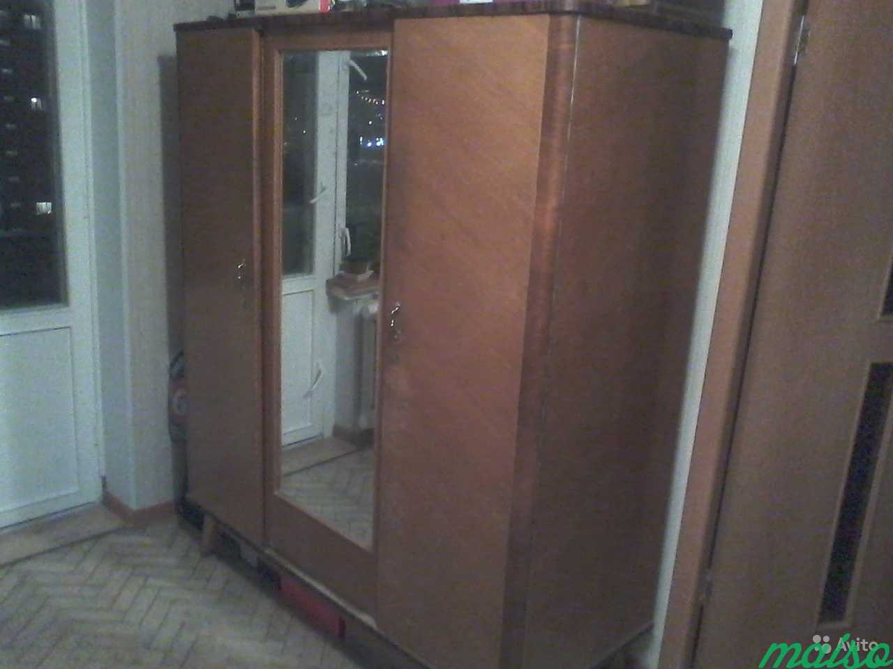 Платяной шкаф с зеркалом СССР