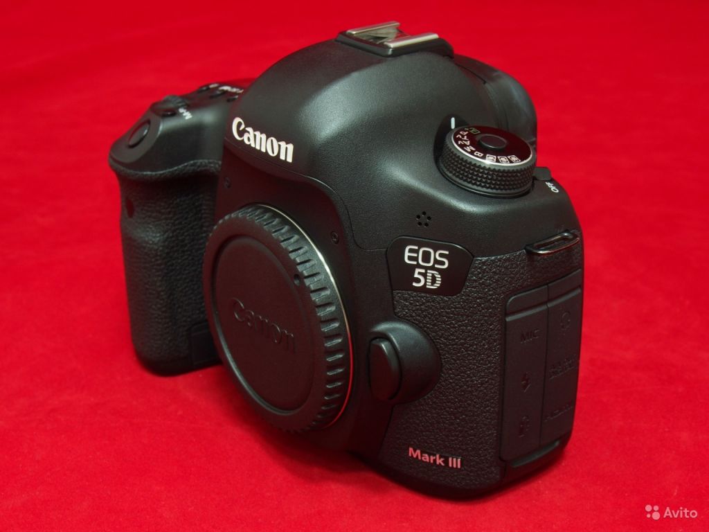 Canon EOS 5D Mark III Body (гарантия, чек) в Москве. Фото 1