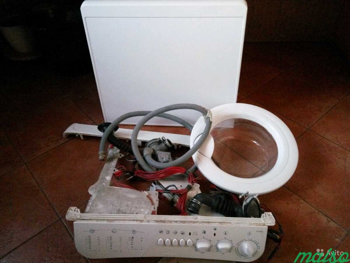 Запчасти стиральной машины Indesit W105 в Москве. Фото 7