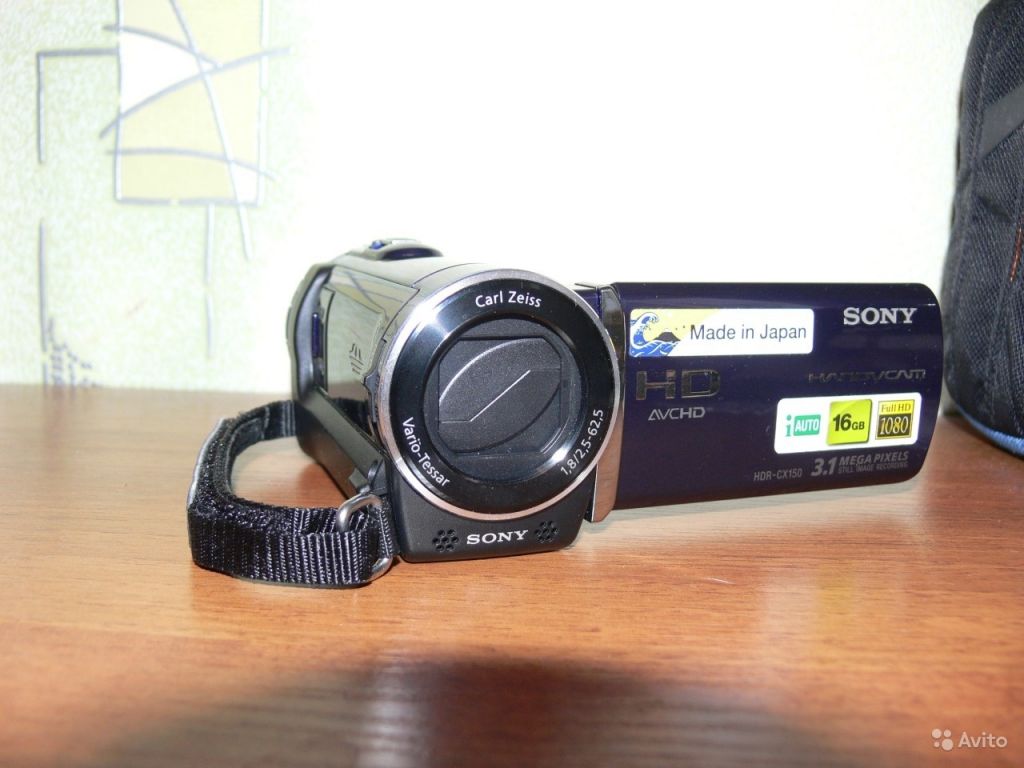 Видеокамера Sony HDR-CX150 чехол в комплекте в Москве. Фото 1
