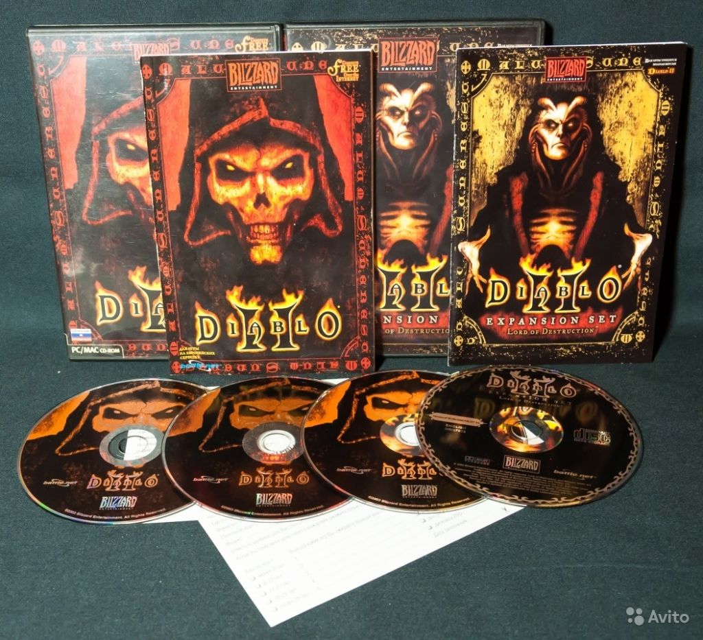Diablo 2 и StarCraft. Лицензионные DVD-box в Москве. Фото 1