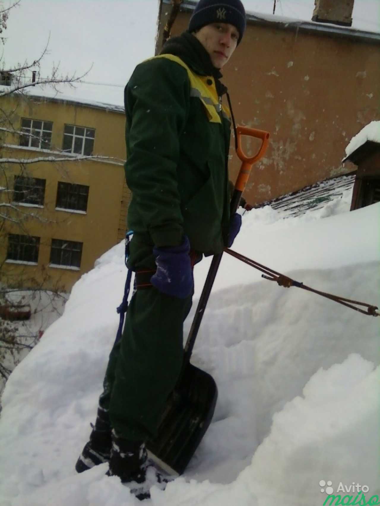 Очистка крыш от снега в Санкт-Петербурге. Фото 4