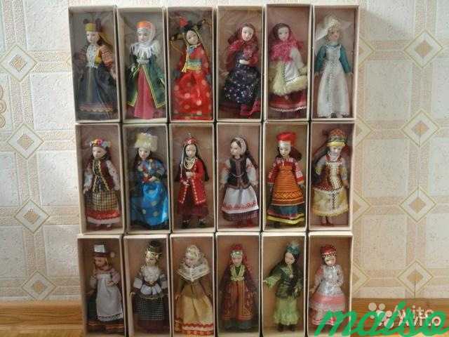 Куклы в народных костюмах в Москве. Фото 1