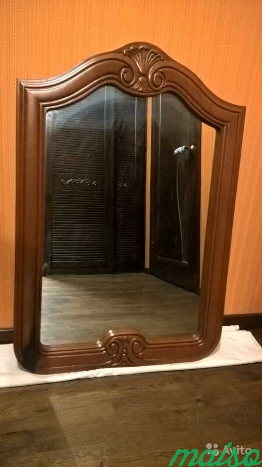 Румынское зеркало в резной раме из бука 91 х 63 см в Москве. Фото 1