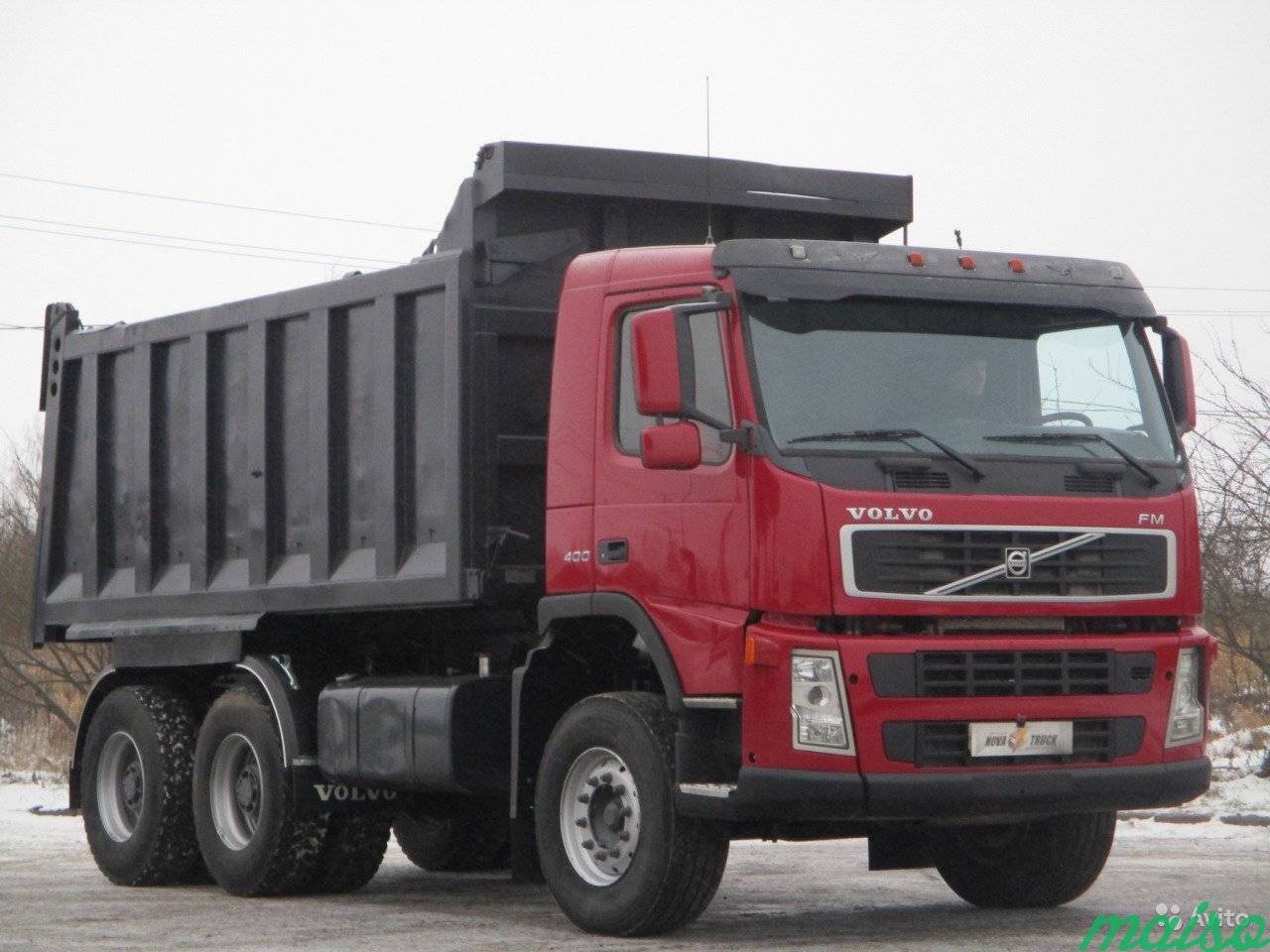 Самосвал 4 куба. Volvo самосвал 6х4. Volvo самосвал 2008. Самосвал Вольво 20м3. Volvo fm12 самосвал красный.