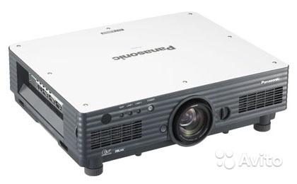 Проектор Panasonic PT-D5700E, объектив ET DLE300 в Москве. Фото 1