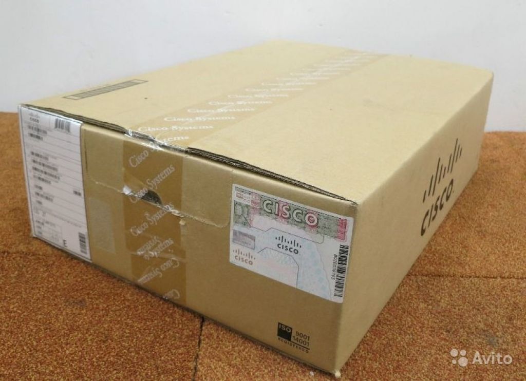 Коммутатор Cisco WS-C2960G-48TC-L в Москве. Фото 1