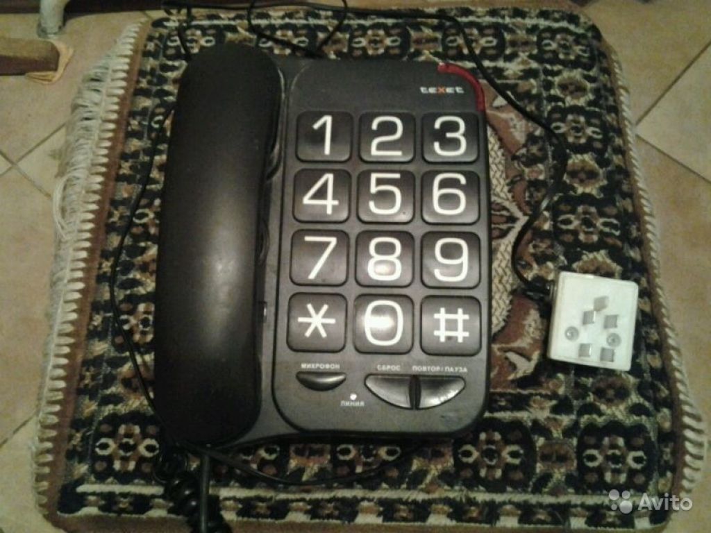 Новый телефонный аппарат для слабовидящих в Москве. Фото 1