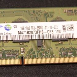 2 x 1Gb PC3 8500S DDR3 1066Mhz so dimm SAMSUNG