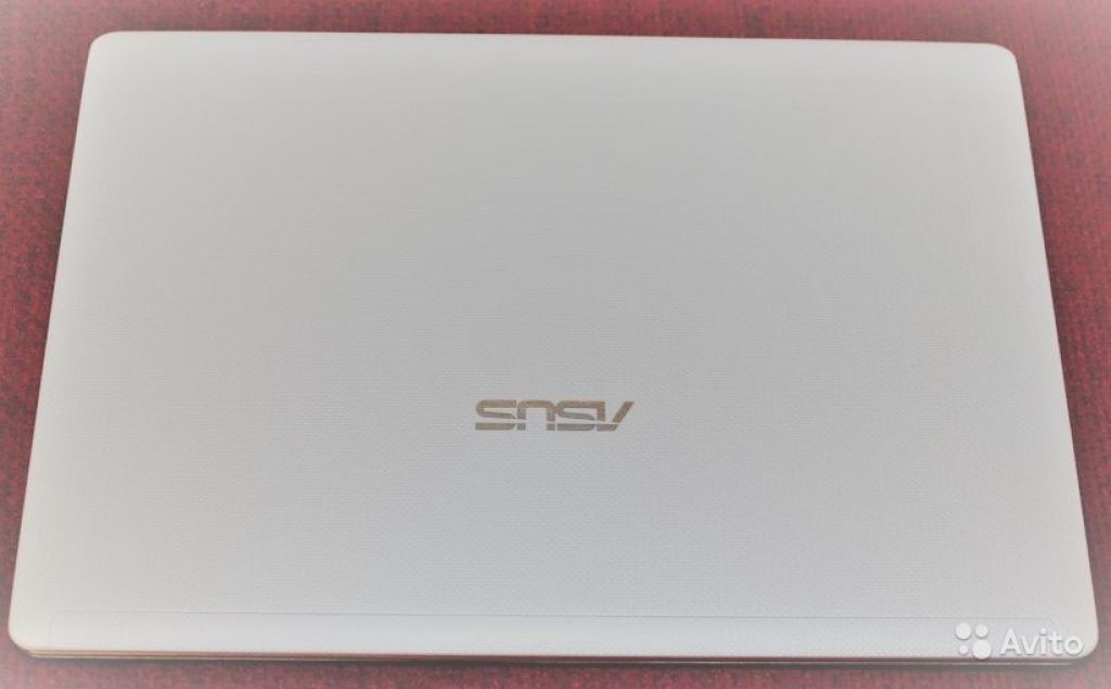 Ноутбук Asus Eee PC 1018P на запчасти б/у в Москве. Фото 1