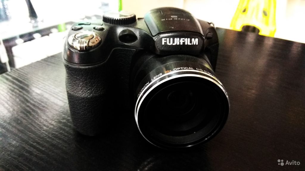 Fujifilm FinePix S2500HD в Москве. Фото 1